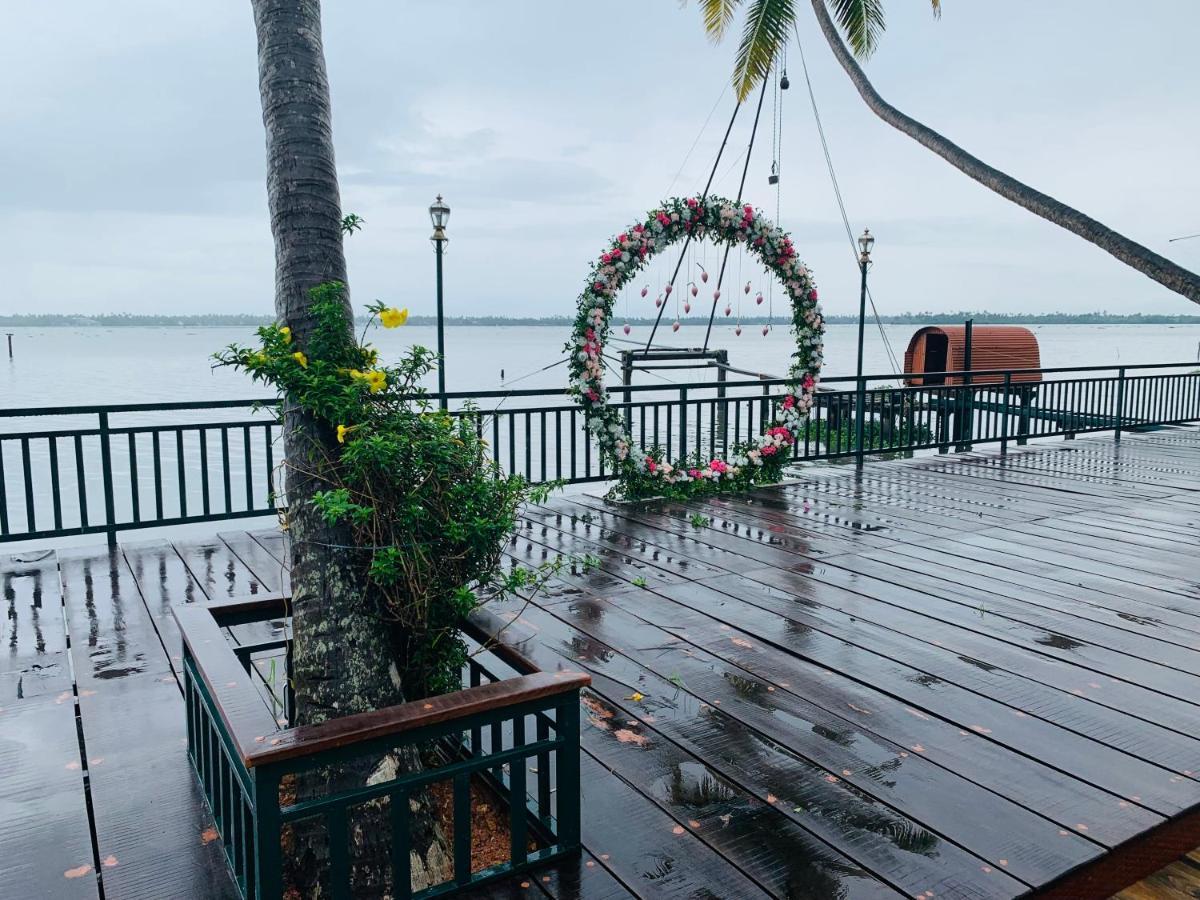 Kallanchery Retreat Kochi Kültér fotó